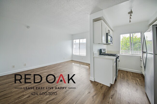 Primary Photo - 12520 Lakewood Blvd