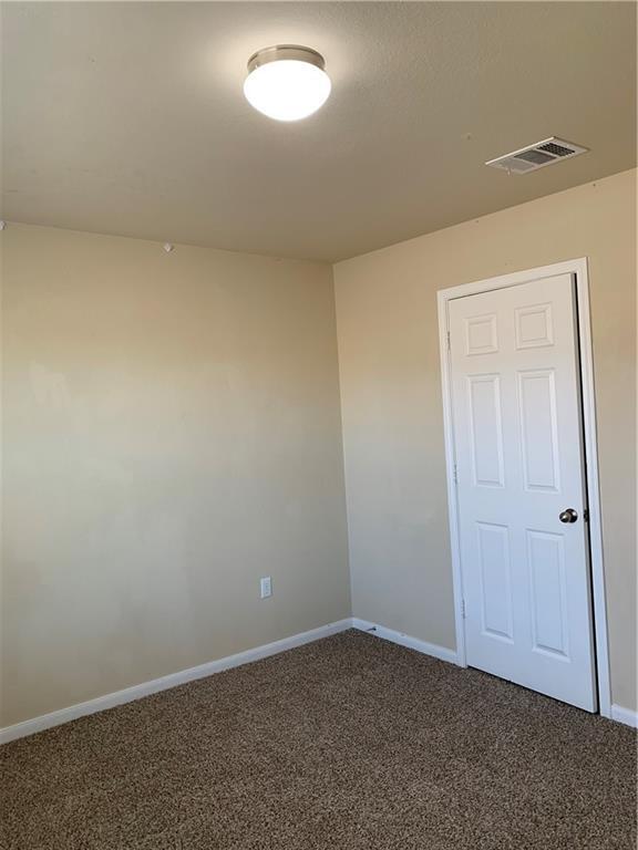Building Photo - 352 Langely