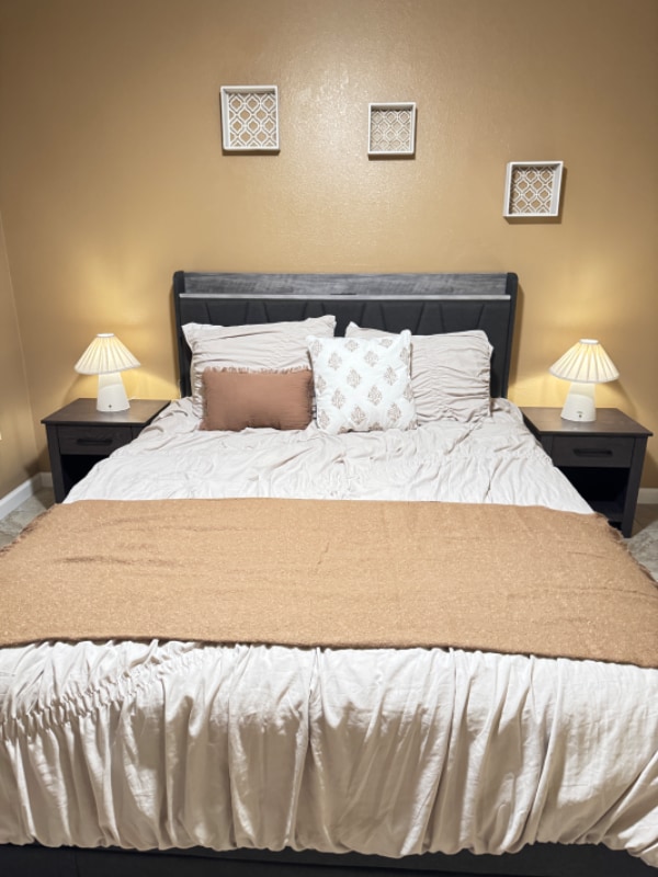 Building Photo - 5751 N Kolb Rd