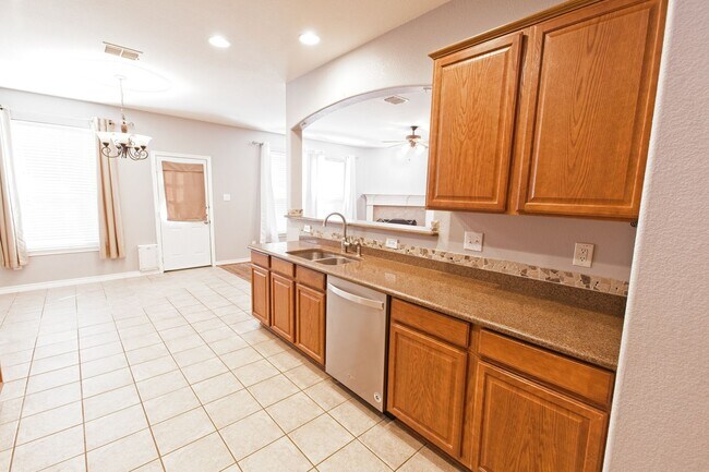 Building Photo - Allen 4 Bedroom available Short Term