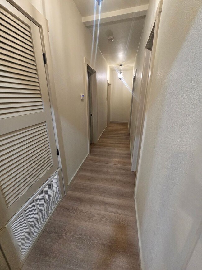 Building Photo - Wonderful in Waco!