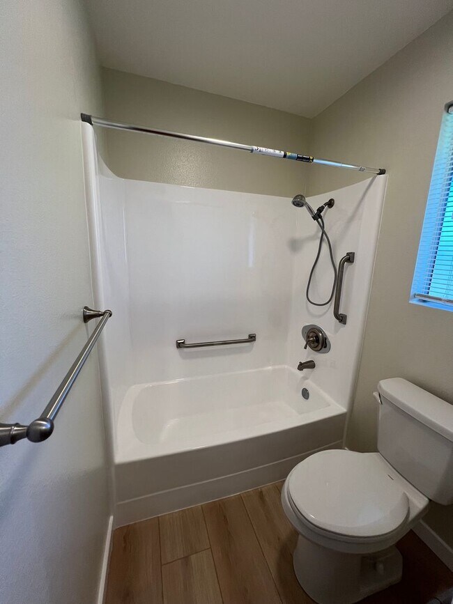 Building Photo - Beautiful Coronado II for Rent