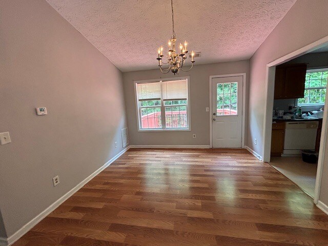 Building Photo - 5746 Bridgeport Ct