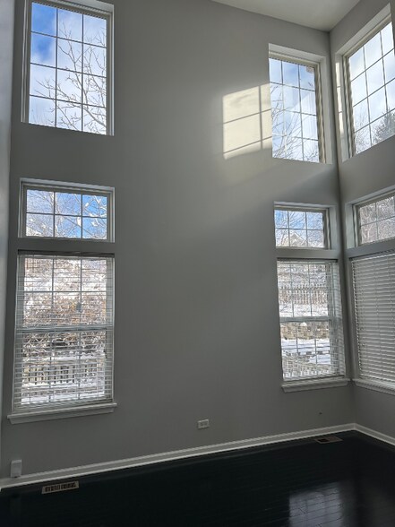 Building Photo - 39153 Welsh Ln