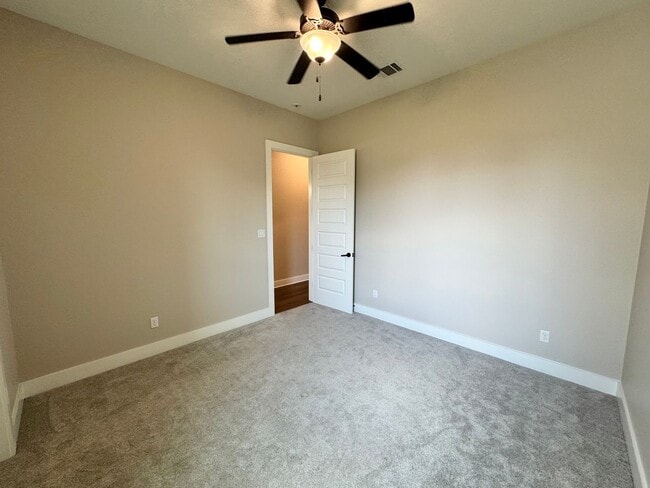 Building Photo - AVAILABLE NOW! One-of-a-Kind Luxury Estate | 5BD/3BA on 2 Acres in Liberty Hill!