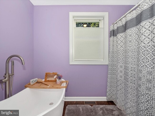 Building Photo - 413 Pangborn Blvd