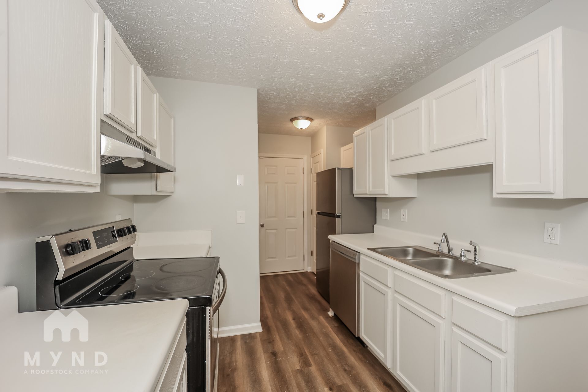 Building Photo - 188 Bay Ct Dr