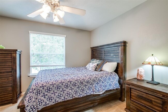 Building Photo - 71 Summerhaze Cir