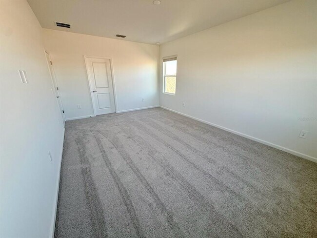 Building Photo - 5656 Lemon Grass St