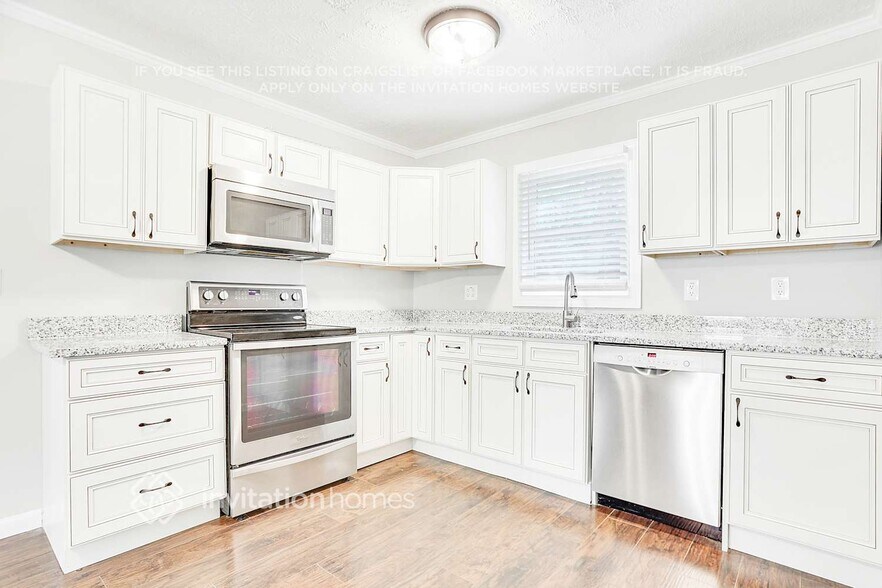 Building Photo - 3772 Villa Ct