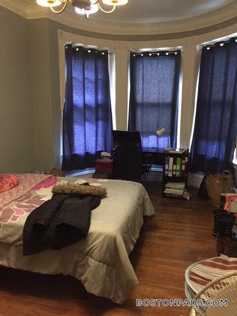 Building Photo - 73 Westland Ave