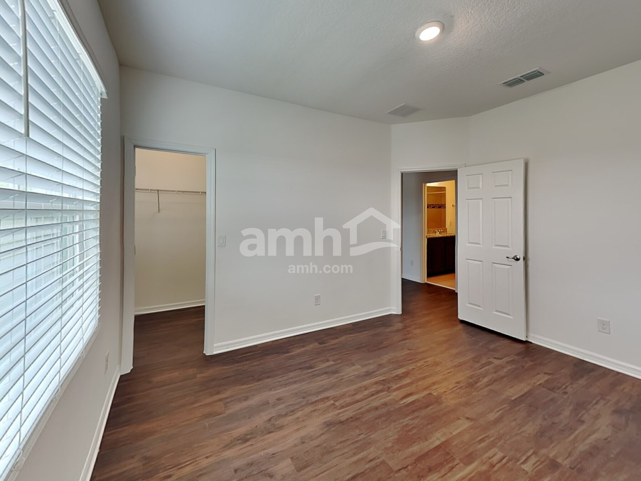 Building Photo - 5405 Manchester Dr