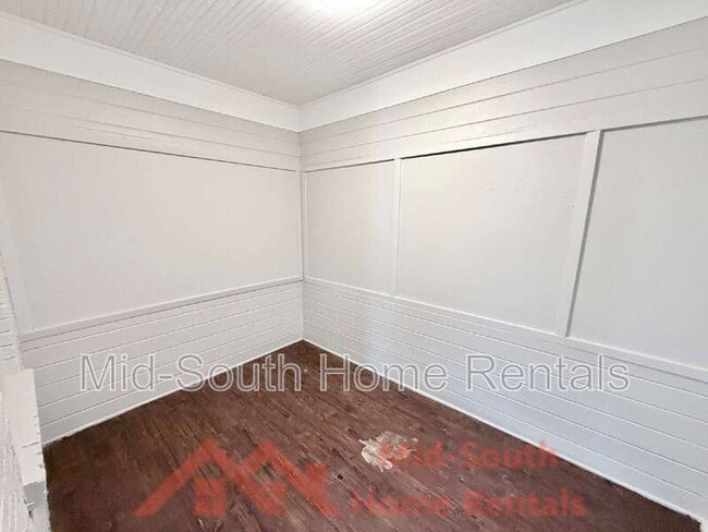 Building Photo - 616 E Frank Ave