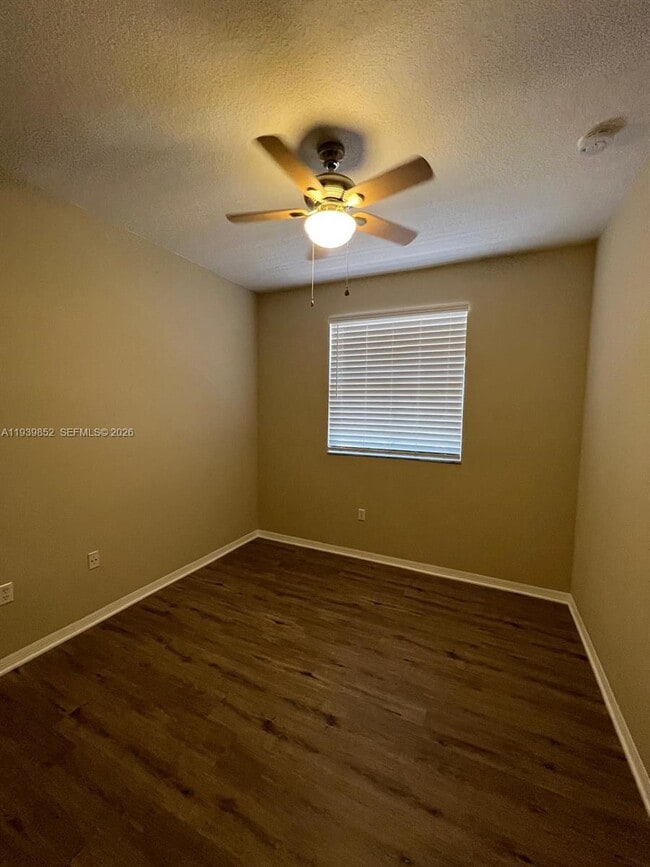 Building Photo - 721 SW 107th Ave