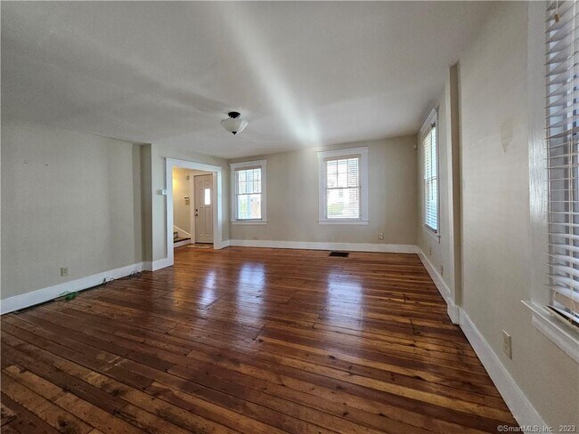 Building Photo - 34 Woodland St