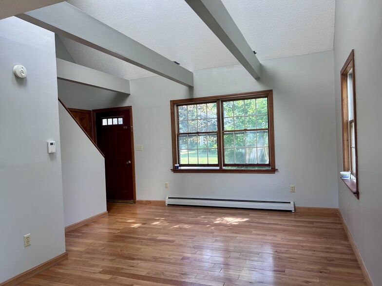 Living room - 97 Pennell Ave