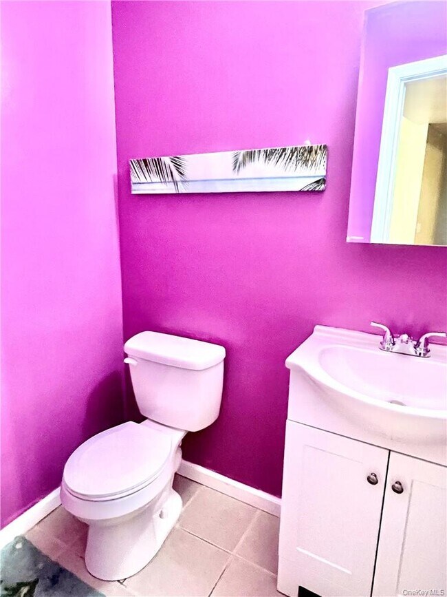 Building Photo - 4 E Main St