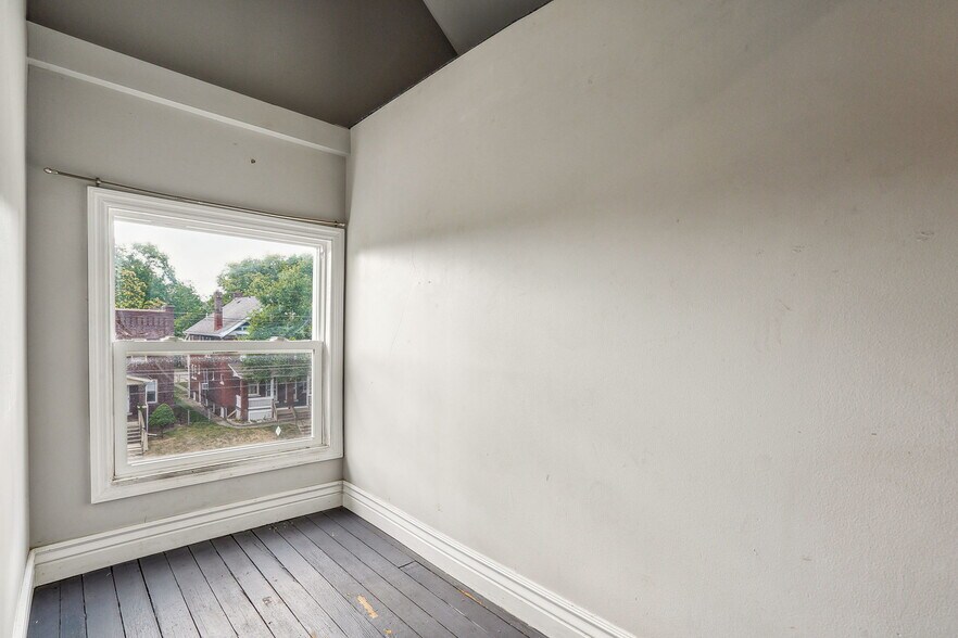 Building Photo - 2246 N 4th St