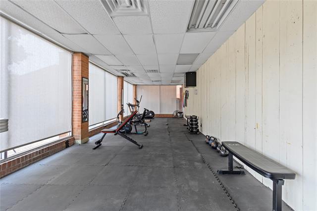 Building Photo - 526 E Avenue J
