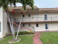 Building Photo - 506 Davis Rd