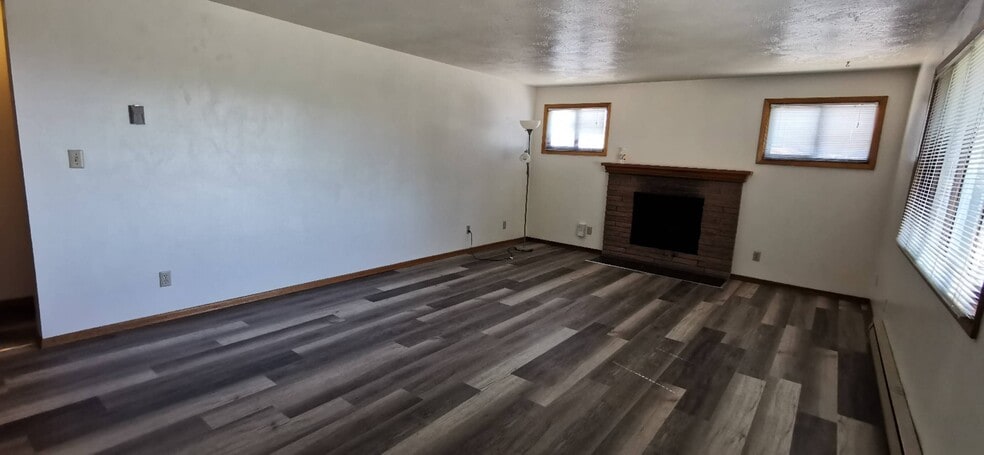 Living Room - 1340 NW Kenny Dr