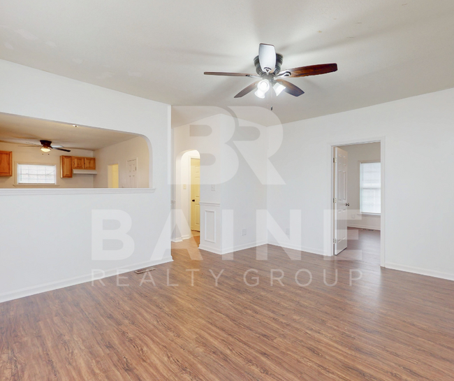 Building Photo - 2621 Sevier Ave