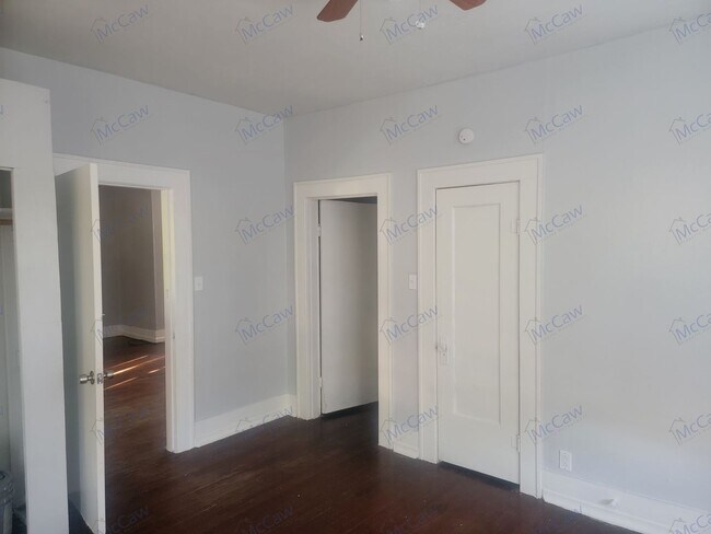 Building Photo - 1203 Polk St