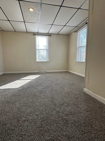 Building Photo - 134 Sherman St