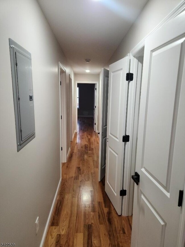 Building Photo - 410 S 8th St