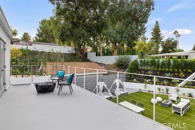 Building Photo - 4731 Topanga Canyon Blvd