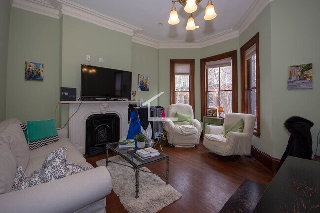 Building Photo - 9/1 Modern 4BR/2BA with AC, laundry in unit @ Brigham Circle!