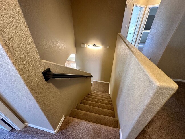 Building Photo - Cabezon Beauty | Large Yard | 2 Living Areas & Upstairs Loft | 1-year Lease |Tours Available!