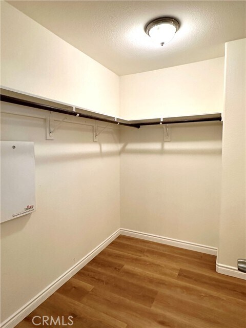 Building Photo - 6542 Gladiola St