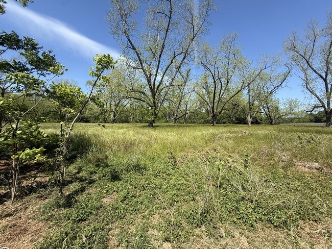 Building Photo - 10675 Baxter-Durrence Rd