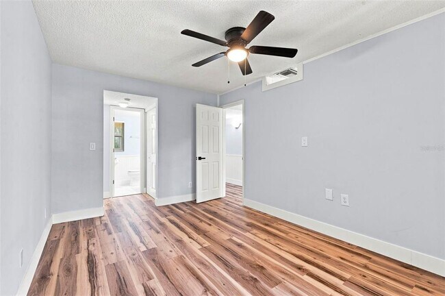 Building Photo - 380 N Bayshore Blvd