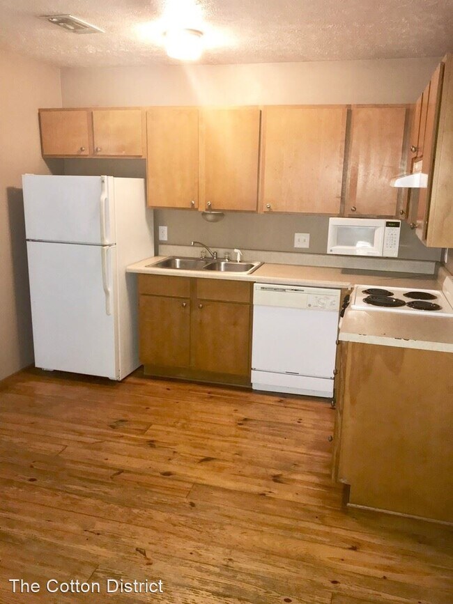 Building Photo - 307 1/2 Scales St