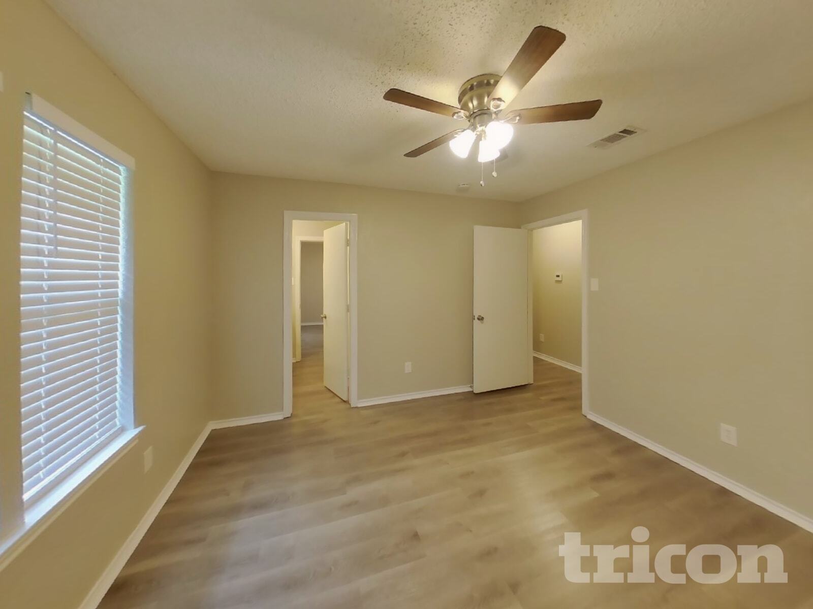 Building Photo - 2001 Libby Ln