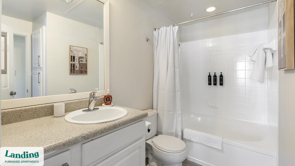 Building Photo - 1601 W Arbrook Blvd