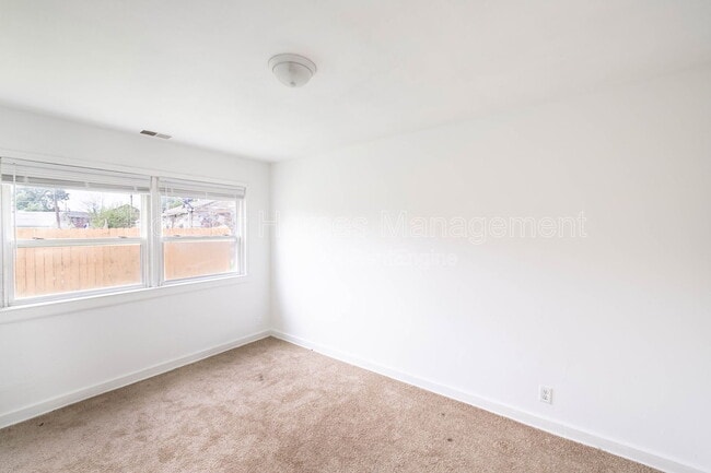 Building Photo - 6119 Nimitz Dr