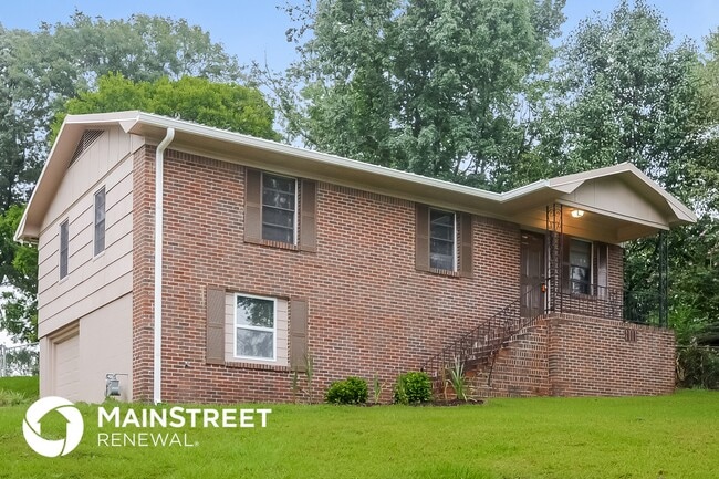 Building Photo - 108 8th Pl