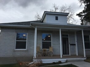 Building Photo - 15 S Hoback St