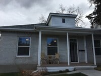 Building Photo - 15 S Hoback St