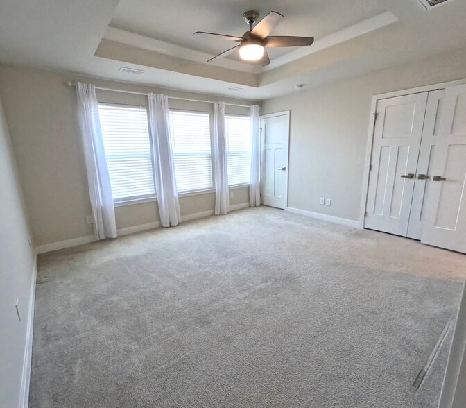 Building Photo - 1037 Clendening Dr