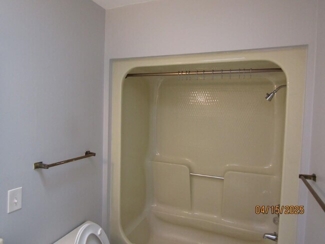Building Photo - 603 Colony Dr
