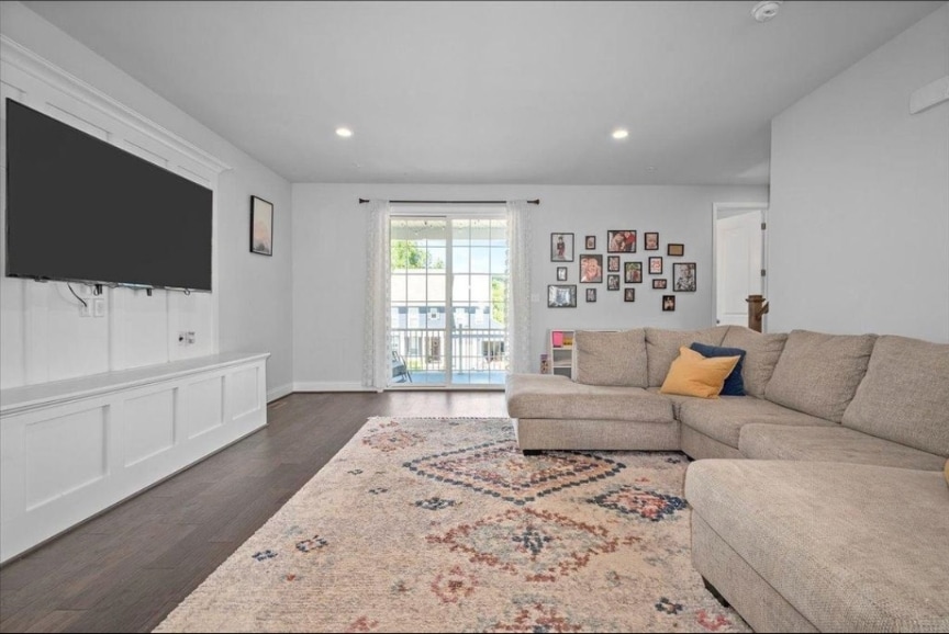 Building Photo - 2131 Westcott Ln