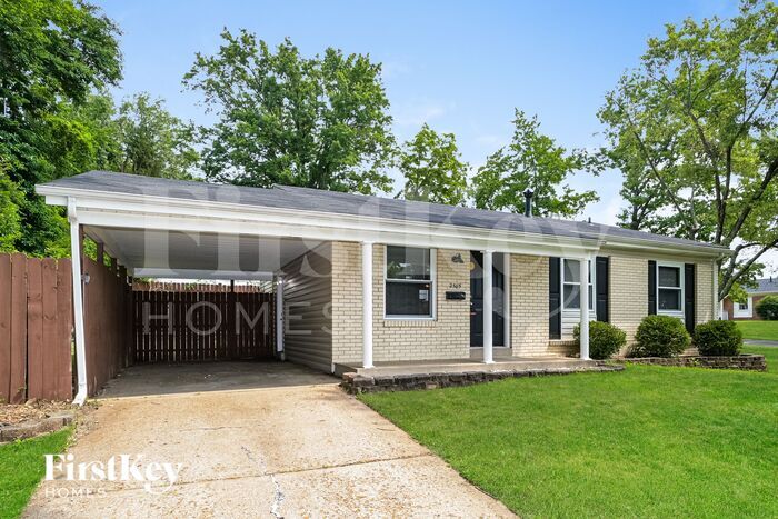Building Photo - 2585 Teakwood Manor Dr