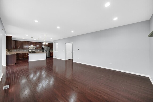 Building Photo - 4323 Fraser Cir
