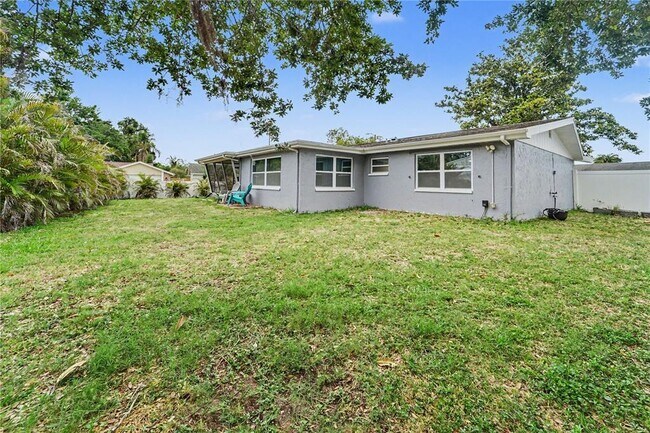 Building Photo - 3528 Rock Royal Dr