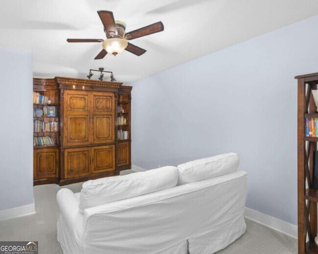 Building Photo - 106 Boatsman Way