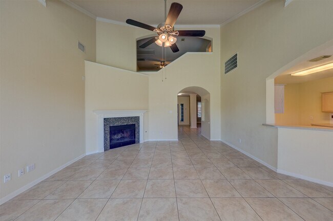Building Photo - 2610 Ledgebrook Ln